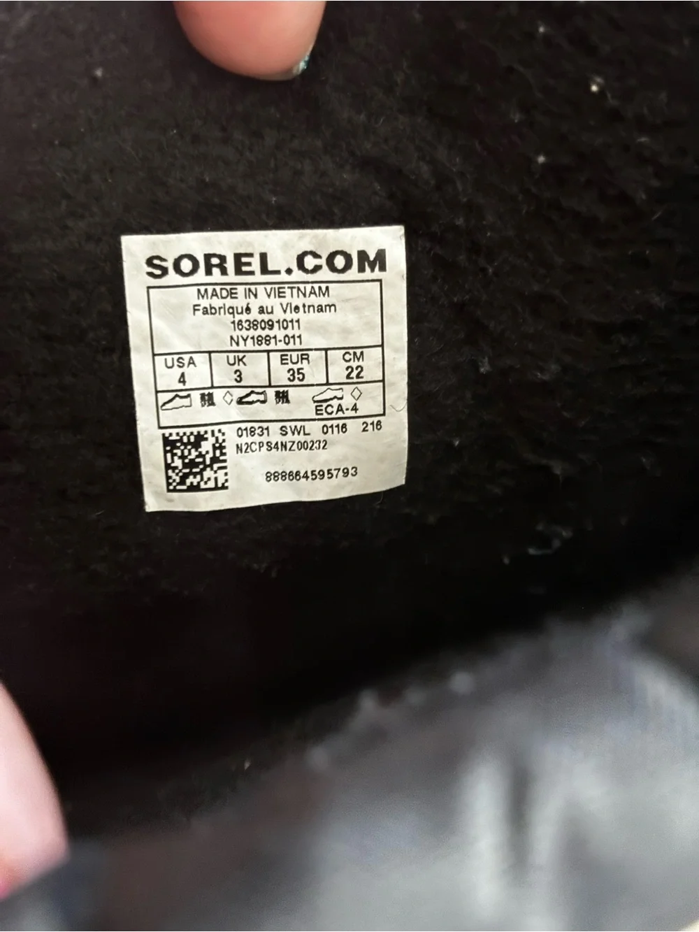 Sorel Cub kids' winter boots durable black nylon waterproof protection youth 4